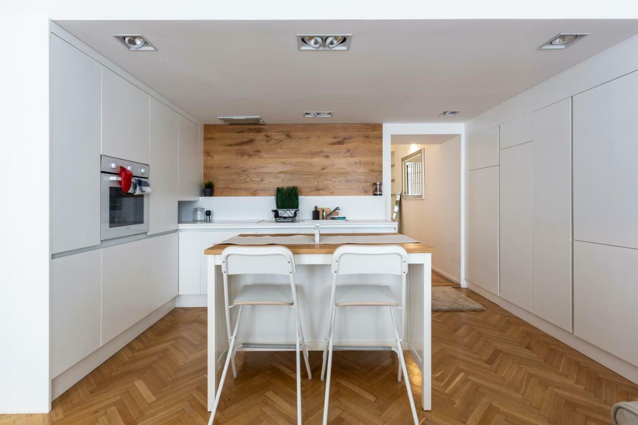 Exclusive Downtown Bella Home Budapest Exterior photo