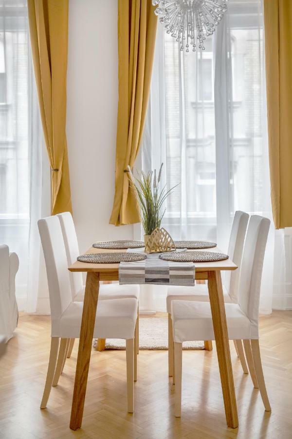 Exclusive Downtown Bella Home Budapest Exterior photo