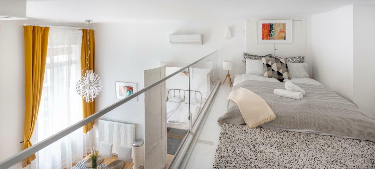 Exclusive Downtown Bella Home Budapest Exterior photo